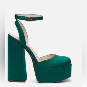 JESSICA SIMPSON PLATFORM SATIN PUMPS